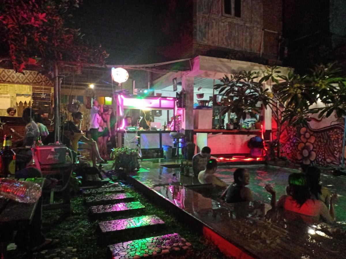 Arjuna Garden Homestay 요그야카르타 외부 사진